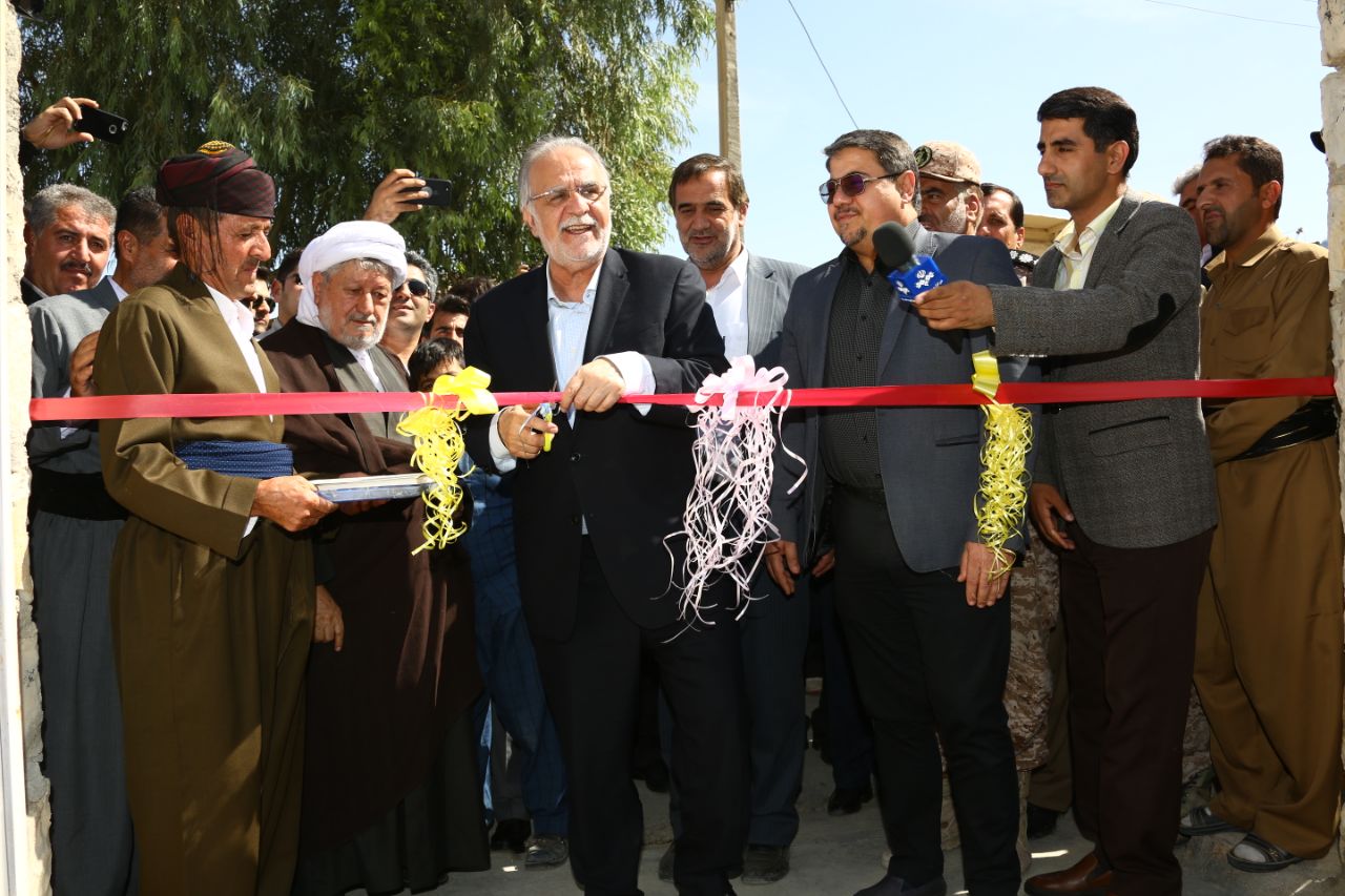 افتتاح واحدهای مسکونی روستای آبدالان ثلاث باباجانی کرمانشاه با حضور کرباسیان