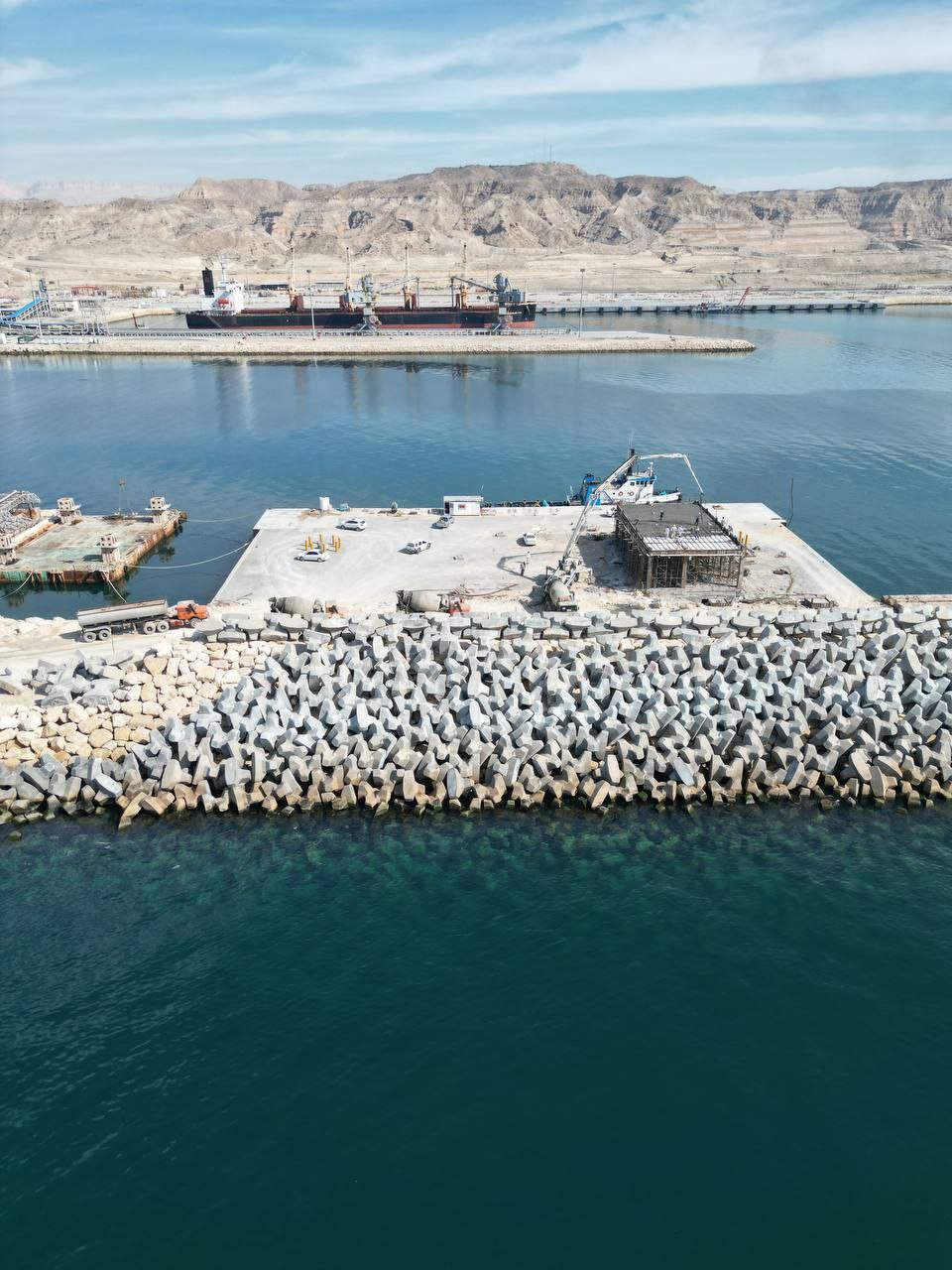 Parsian Special Economic Zone’s Berth for Bulk Liquids is Ready for Operation