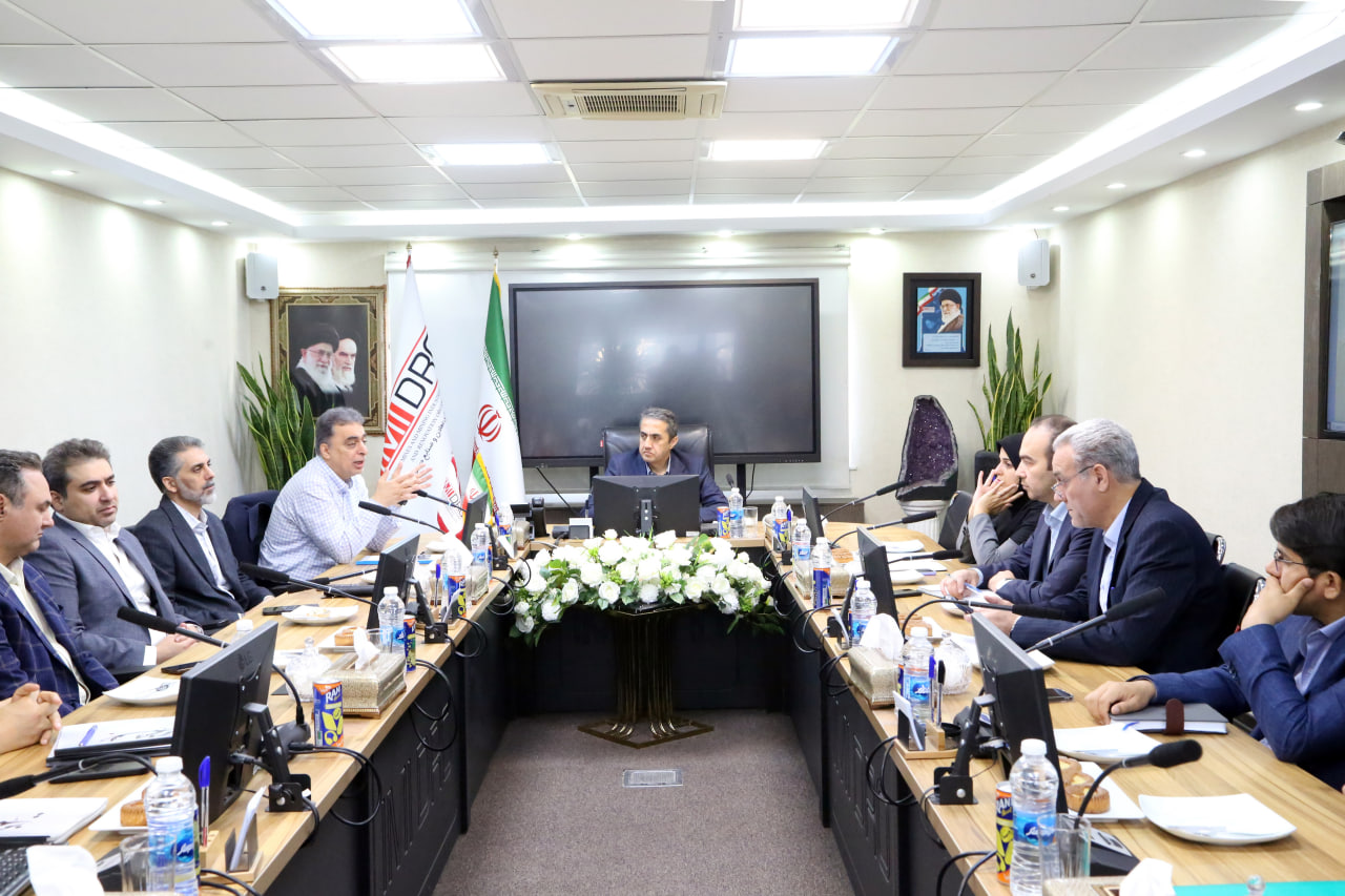 آقاجانلو: پروژه های "ومعادن" برحسب شاخص ها و ناترازی ها اولویت بندی شوند/ سعدمحمدی: شناسایی 398 میلیون تن ذخیره ماده معدنی حاصل از اکتشافات صبانور