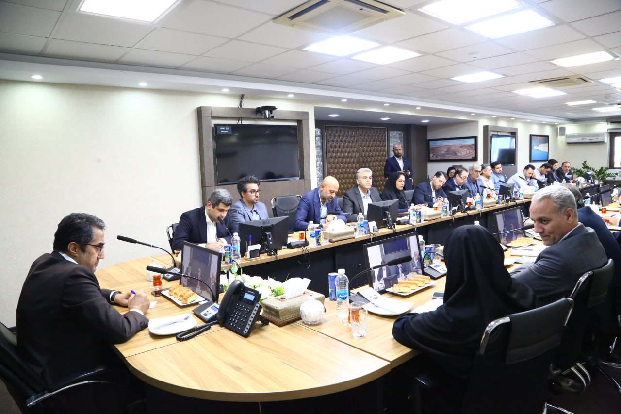 آقاجانلو: توسعه معاملات گواهی سپرده کالا حمایت از اقتصاد و تقویت تولید است/ جهرمی: رسالت بورس کالا؛ کمک به تولید و توسعه معادن است