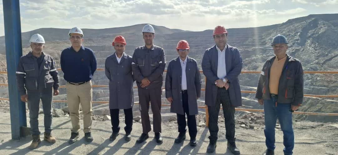 در بازدید از مجتمع معدنی سرب و روی انگوران مطرح شد: ضرورت توجه ویژه به توسعه فعالیت&zwnj;های اکتشافی و شناسایی ظرفیت&zwnj;های جدید معدنی