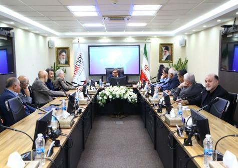 نشست همفکری سمیعی نژاد با تمامی روسای پیشین ایمیدرو‌ - 1404.09.01