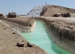 معدن، گردشگری و کویر آرام خور 