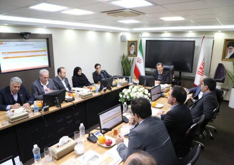 محمد مسعود سمیعی نژاد در جلسه بررسی مشکلات شرکت فولاد زاگرس اندیمشک که با حضور مدیران شرکت های سهامدار - 1404.09.17