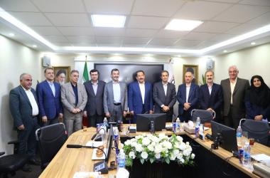 آئین معارفه دکتر سمیعی نژاد به عنوان معاون وزیر و رئیس هیات عامل ایمیدرو با حضور اتابک وزیر صمت 1404.07.14