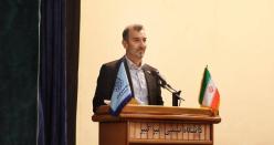 روحیه ماجراجویی، منش متواضع و تعهد ریشه دار به خدمت، دکتر پرورش را ممتاز کرد